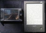 lBook® eReader V3 против HP hx4700 на ярком весеннем солнышке